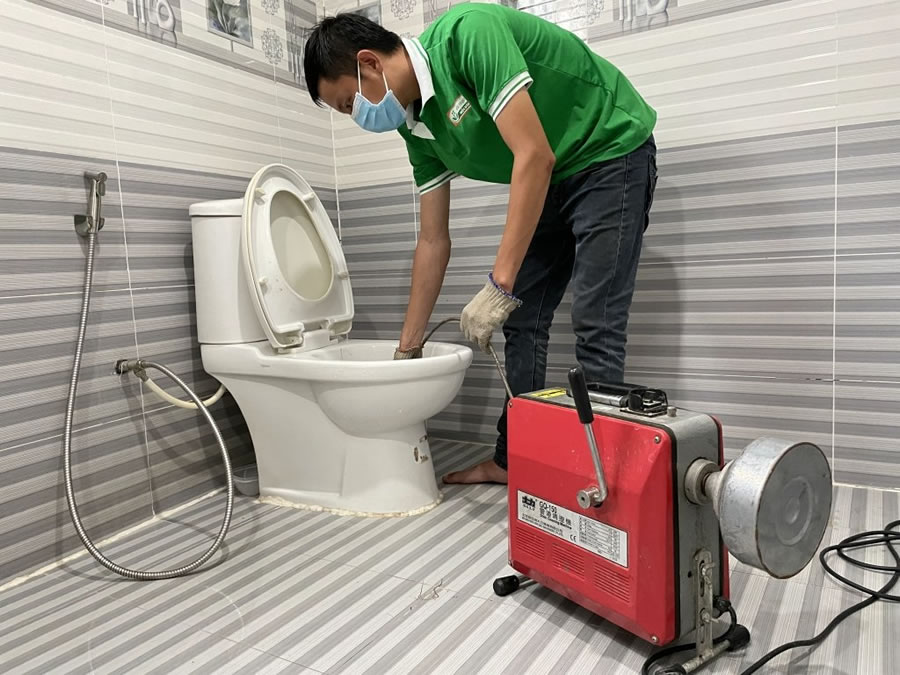 Thông tắc hút bể phốt bồn cầu toalet vệ sinh Vinh Nghệ An	